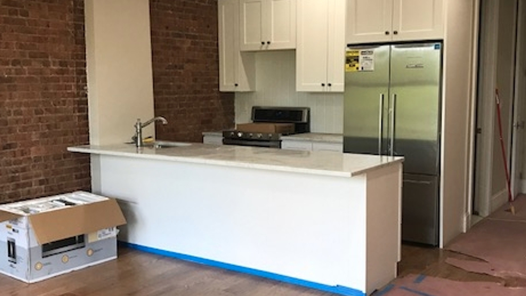 354 Myrtle Ave - Photo 2