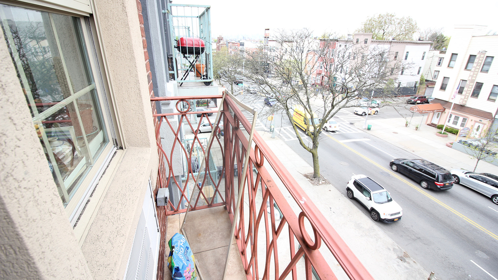 1466 Bushwick Ave - Photo 3