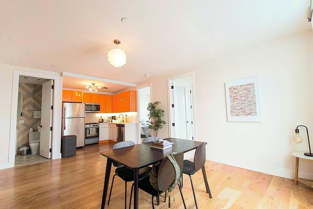 854 Metropolitan Avenue - Photo 0