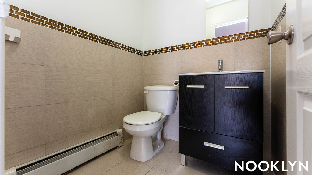 1204 Decatur St - Photo 11