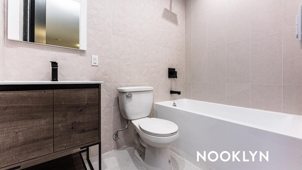 1189 Broadway - Photo 8