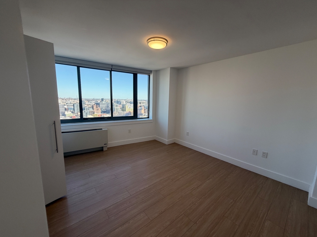 Center Boulevard - Photo 12