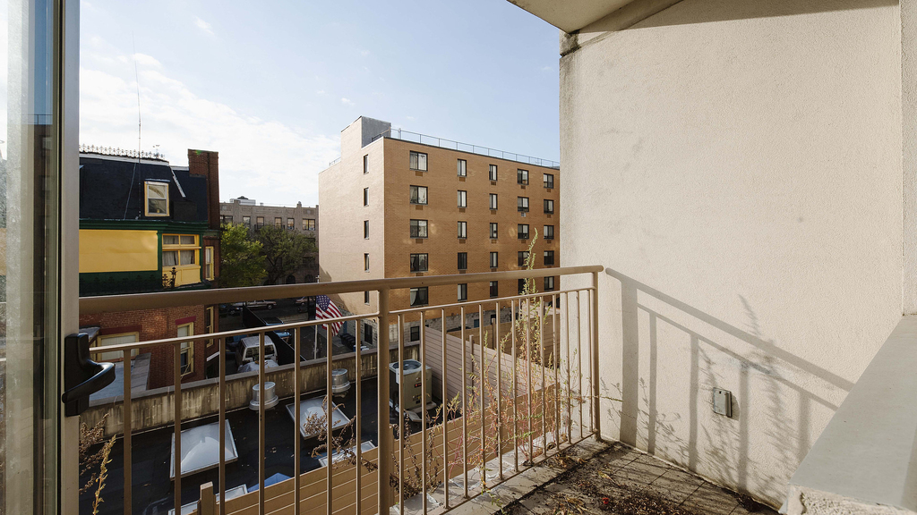 756 Myrtle Ave - Photo 6