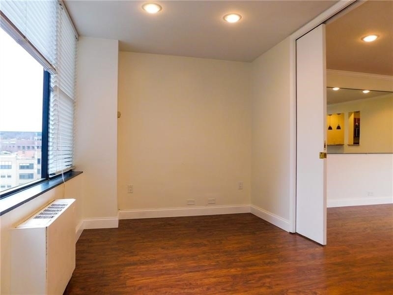 112 Washington Pl - Photo 13