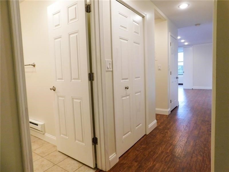 112 Washington Pl - Photo 5