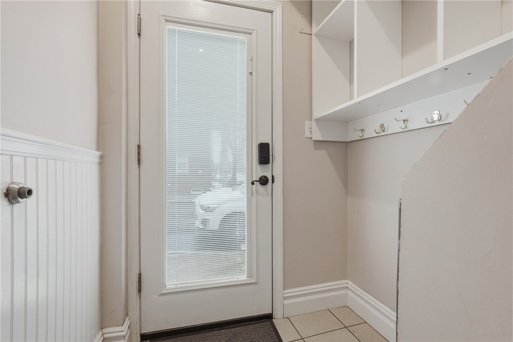 116 S 17th St - Photo 2