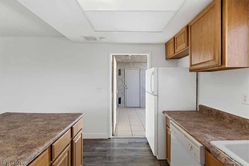 3649 Van Dyke Avenue - Photo 8