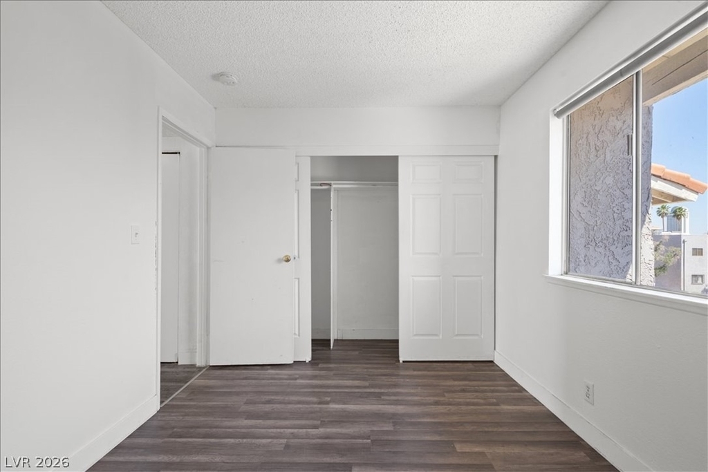 3649 Van Dyke Avenue - Photo 11