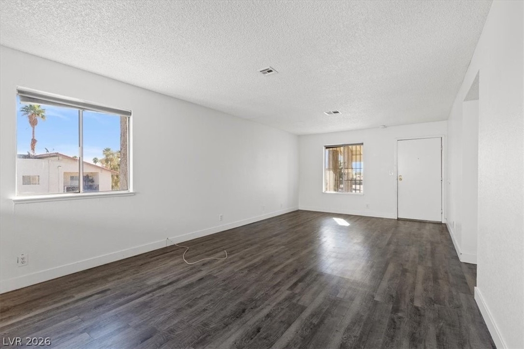 3649 Van Dyke Avenue - Photo 3
