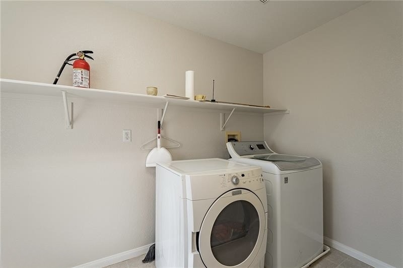 3588 White Mountain Street - Photo 33