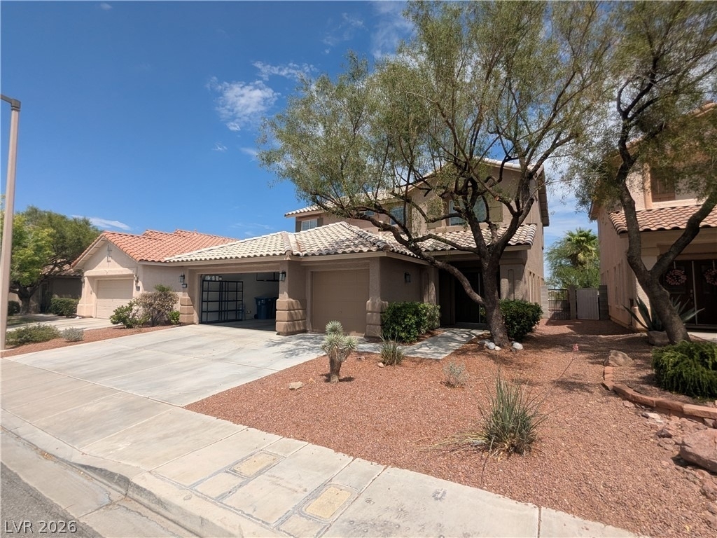 1016 Royal Plum Lane - Photo 1