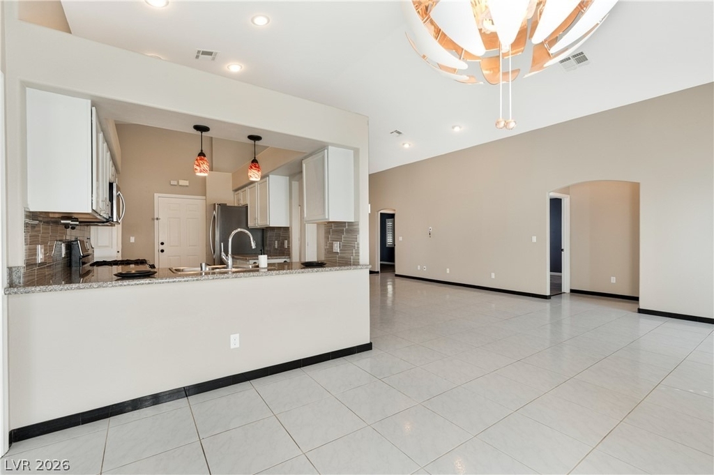 5049 Forest Oaks Drive - Photo 8