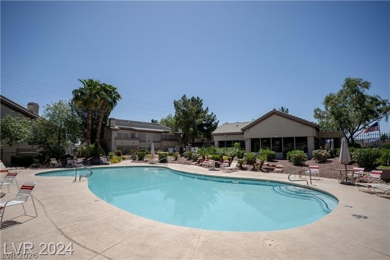 5710 E Tropicana Avenue - Photo 23