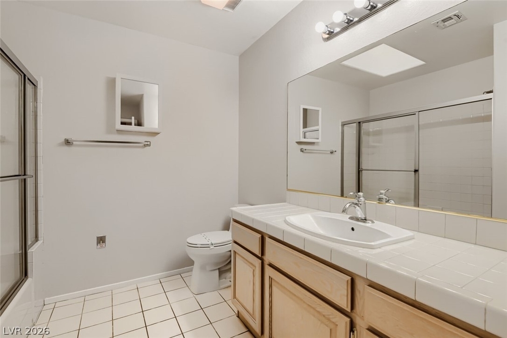 2851 S Valley View Boulevard - Photo 18