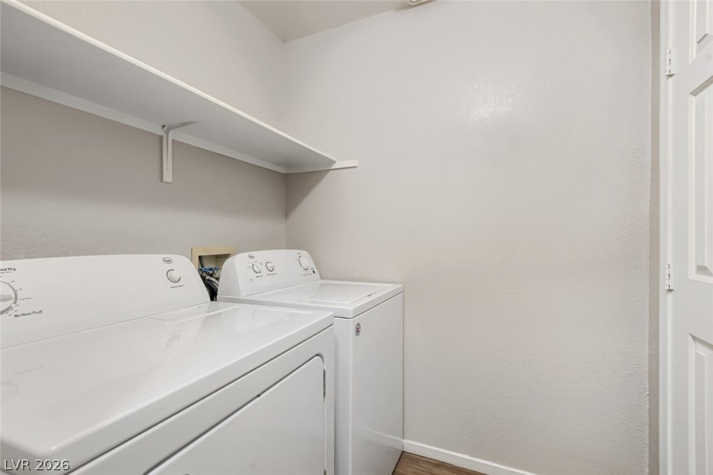 2851 S Valley View Boulevard - Photo 20