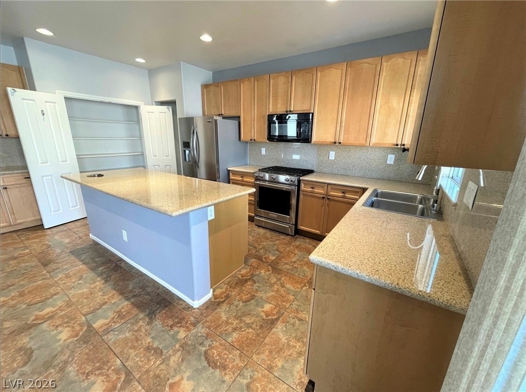 9222 Avon Park Avenue - Photo 10