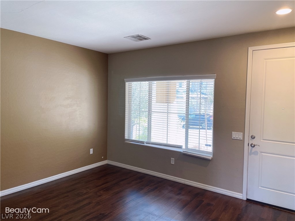 5704 Shadow Bend Drive - Photo 4