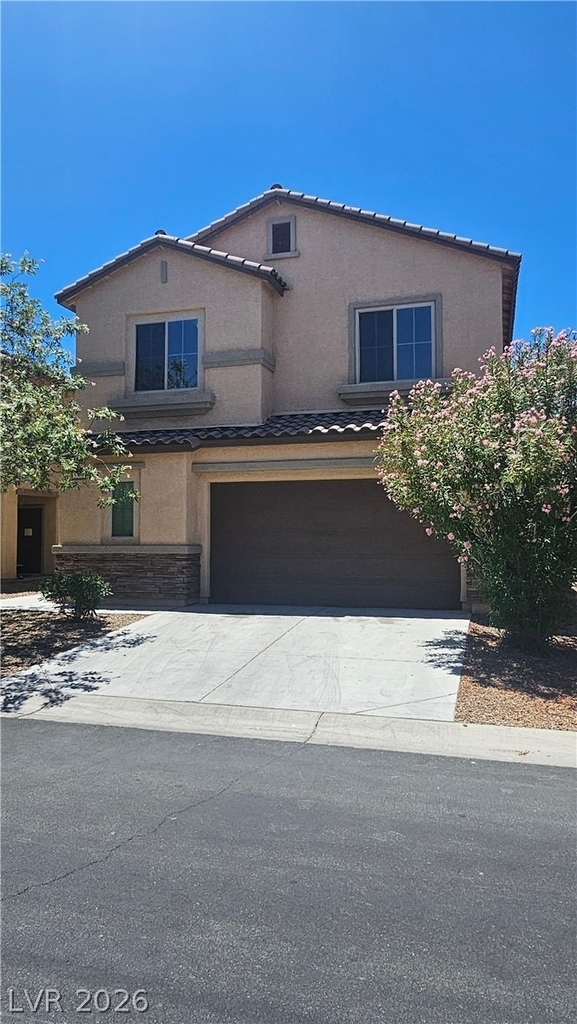 5367 Glenburnie Street - Photo 0
