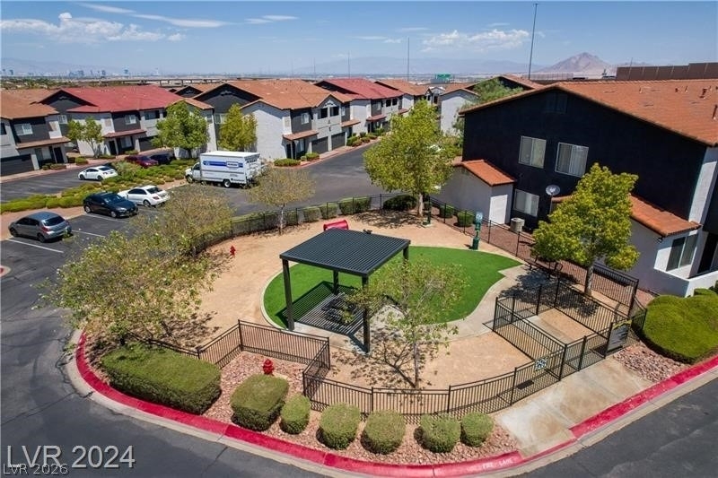 540 W Horizon Ridge Parkway - Photo 13