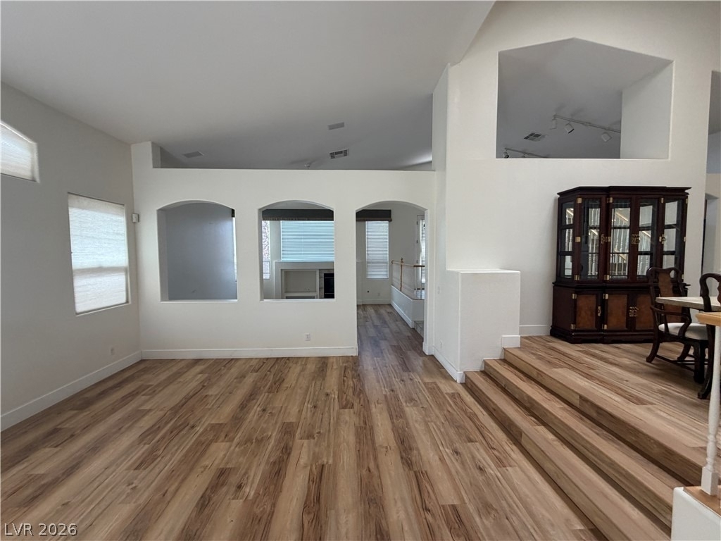 10225 Red Bridge Avenue - Photo 2
