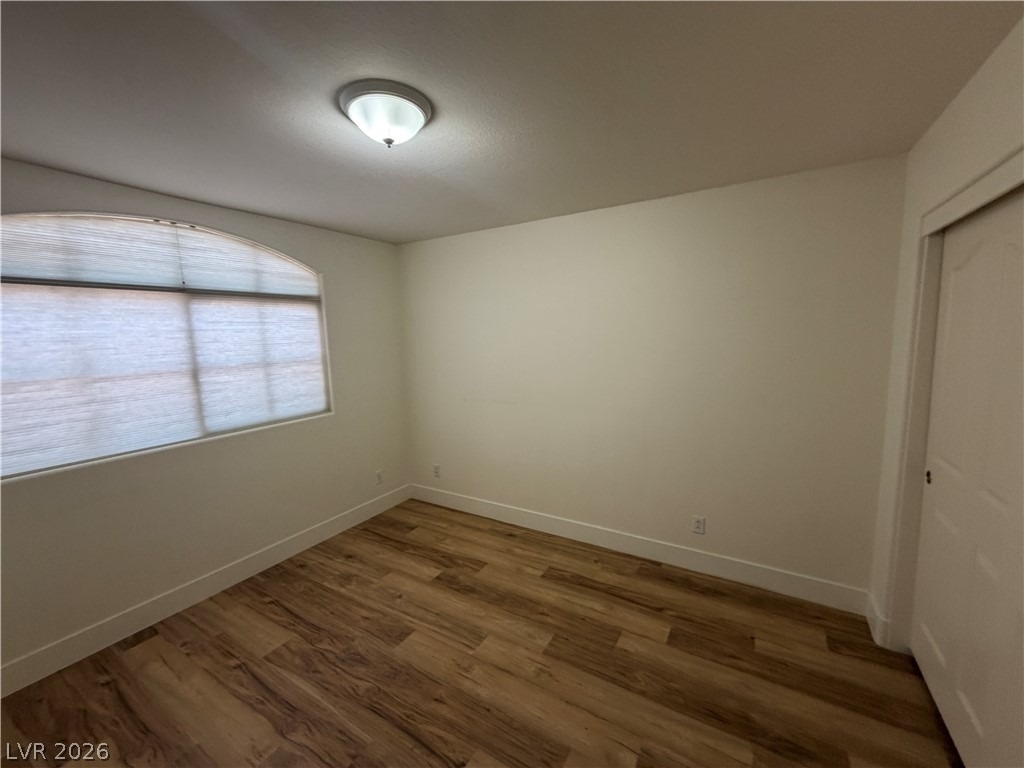 10225 Red Bridge Avenue - Photo 16
