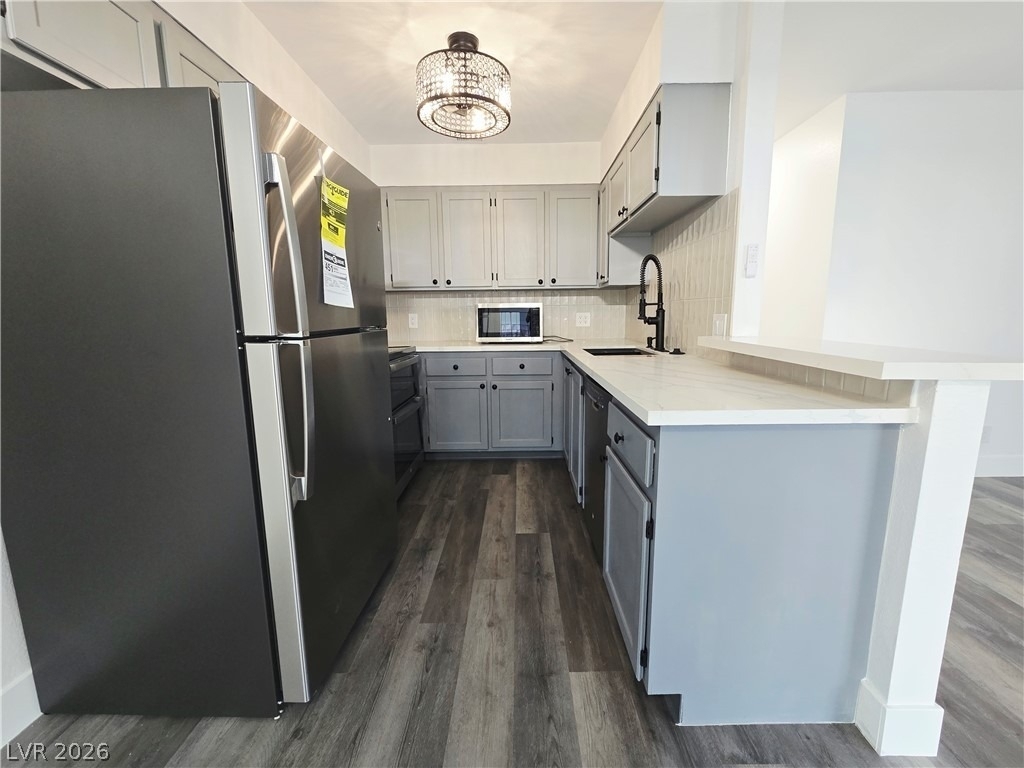 1833 Plum Court - Photo 1