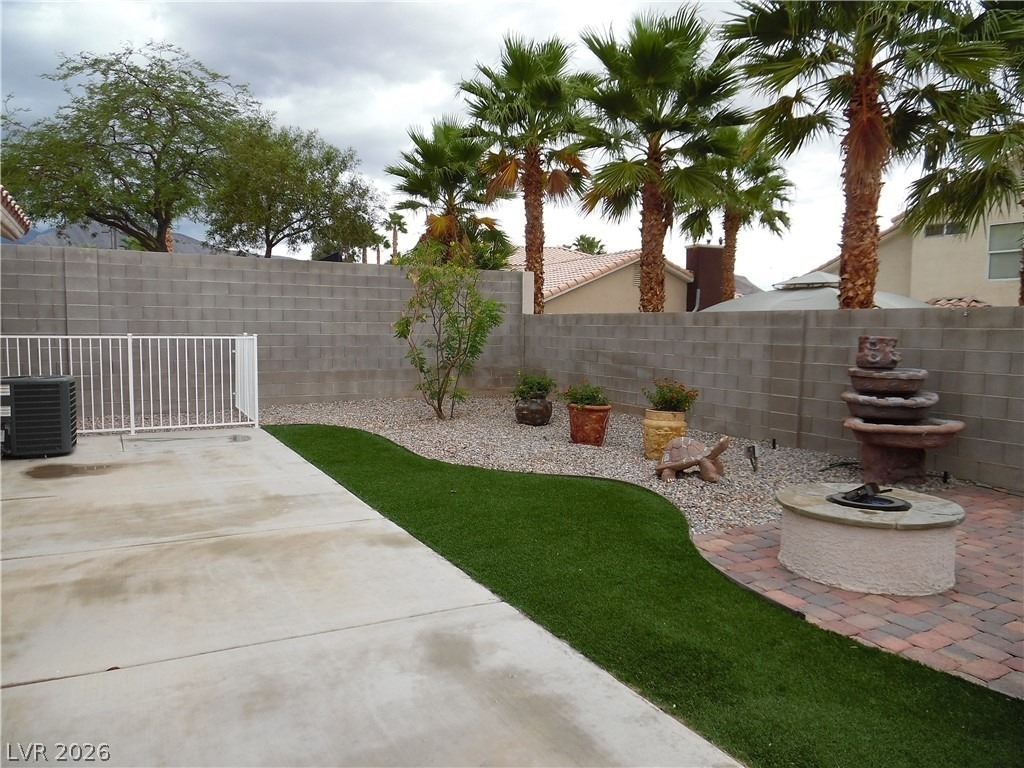 9120 Dolente Avenue - Photo 11