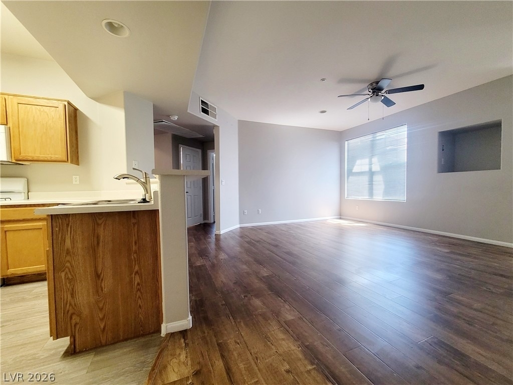 5855 Valley Drive - Photo 4
