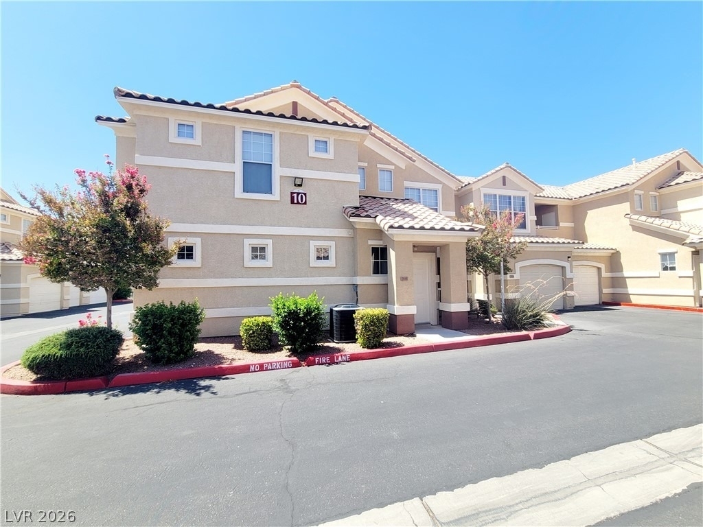 5855 Valley Drive - Photo 1