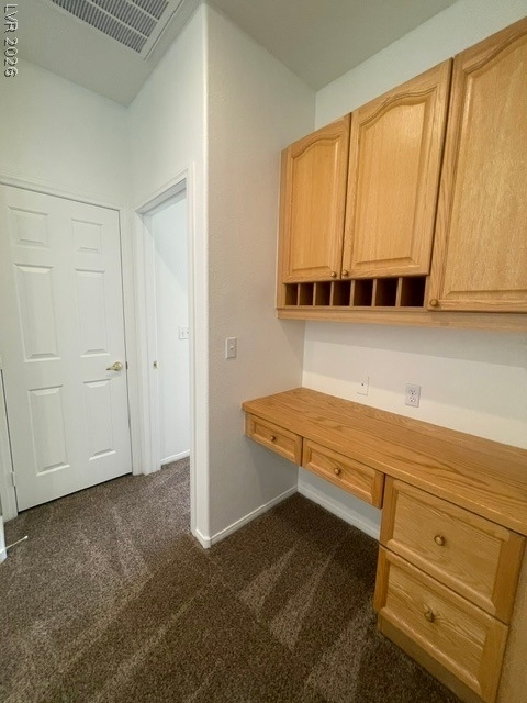 251 Queens Court - Photo 13