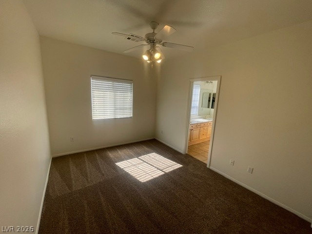 251 Queens Court - Photo 16