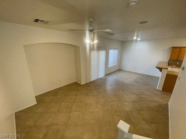 251 Queens Court - Photo 9