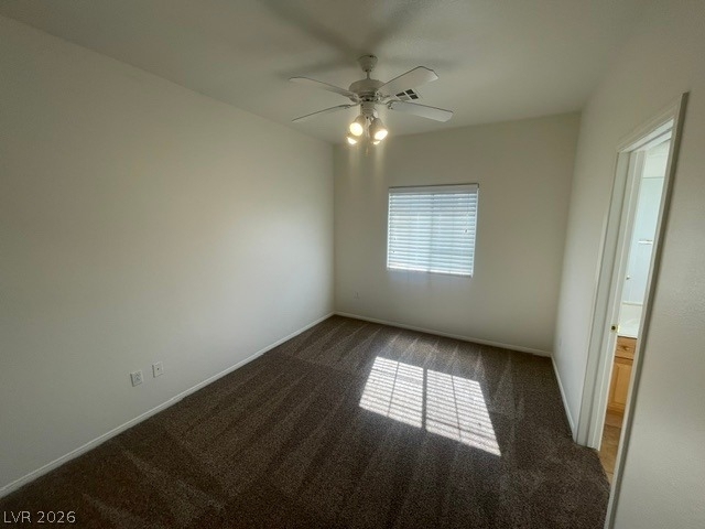 251 Queens Court - Photo 14