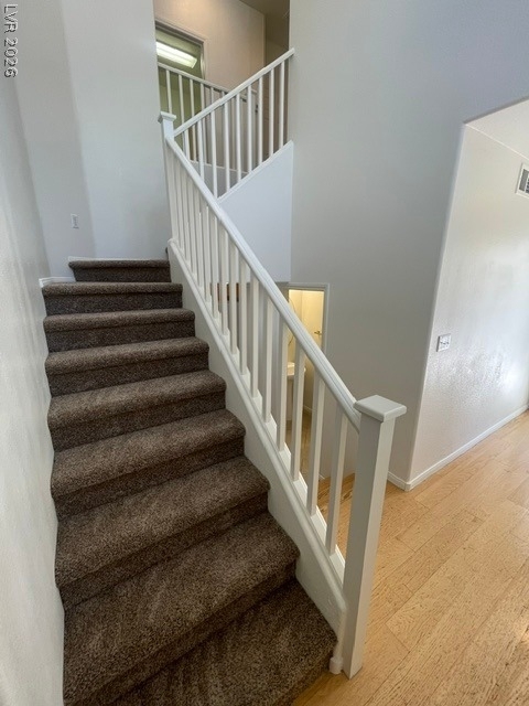 251 Queens Court - Photo 10