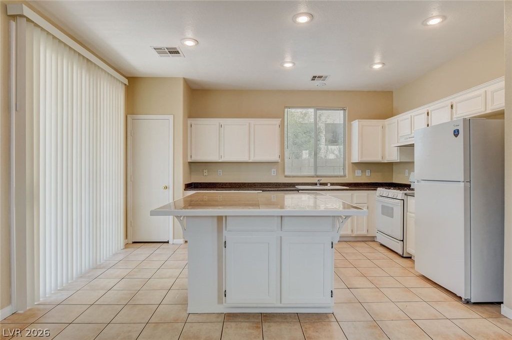 8541 Last Point Ave - Photo 6