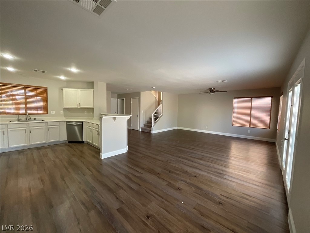 8720 Majestic Pine Avenue - Photo 4