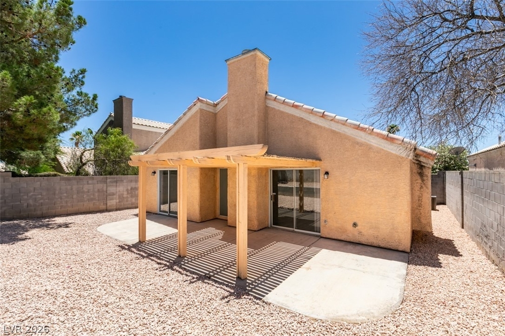 8664 Buttercreek Way - Photo 37