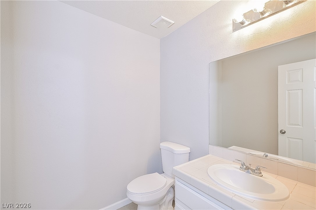 6608 Chardonay Way - Photo 10
