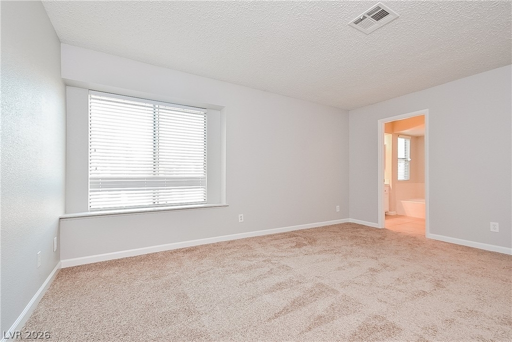6608 Chardonay Way - Photo 11