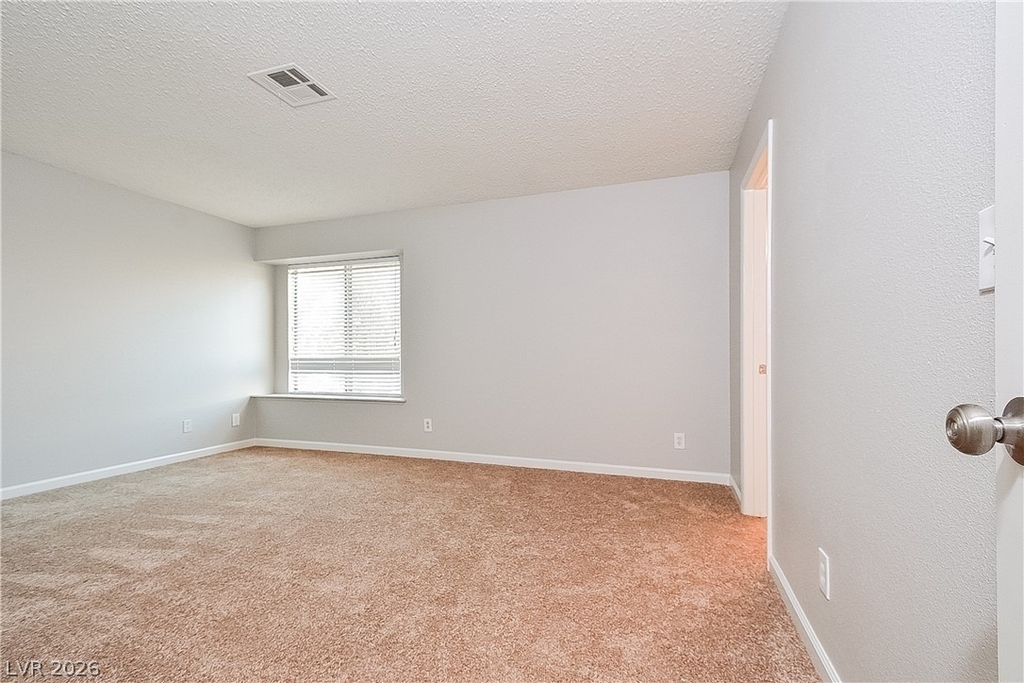6608 Chardonay Way - Photo 12