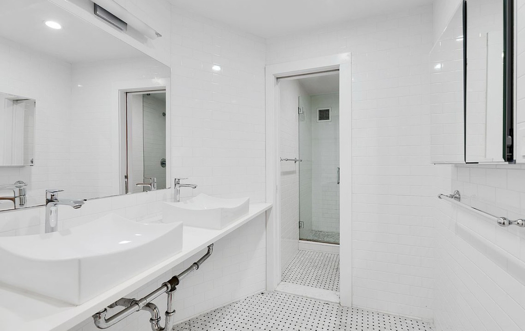 220 East 95th Street - Photo 7