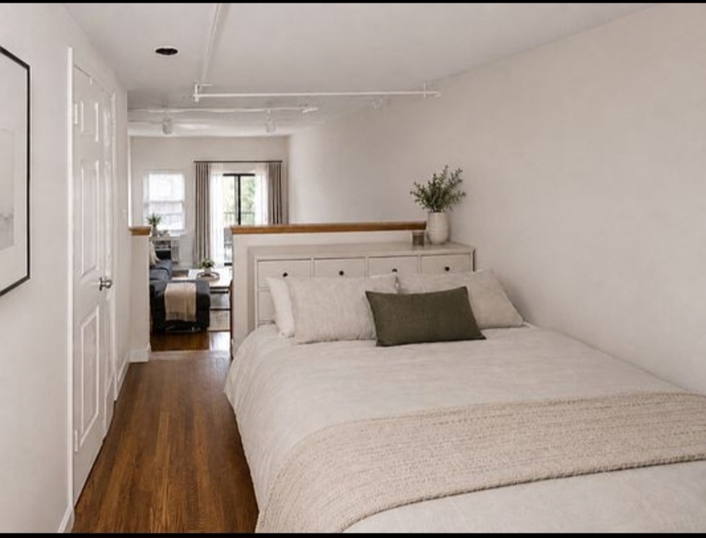 322 West 14th Street - Photo 4