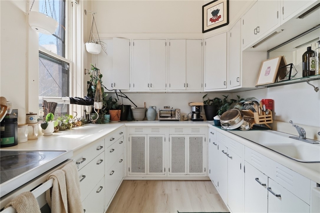 201 Pine Street - Photo 4