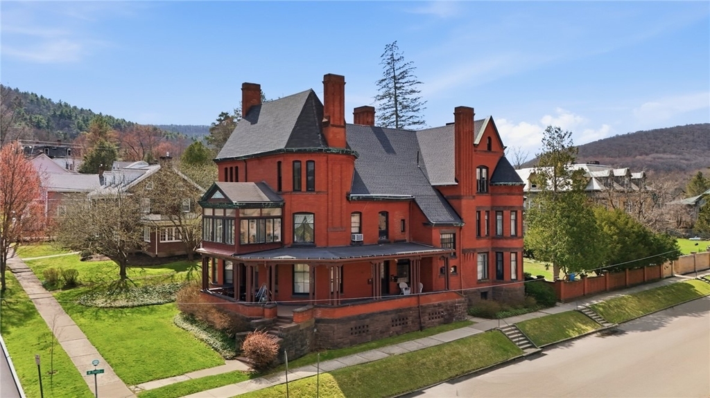 201 Pine Street - Photo 19