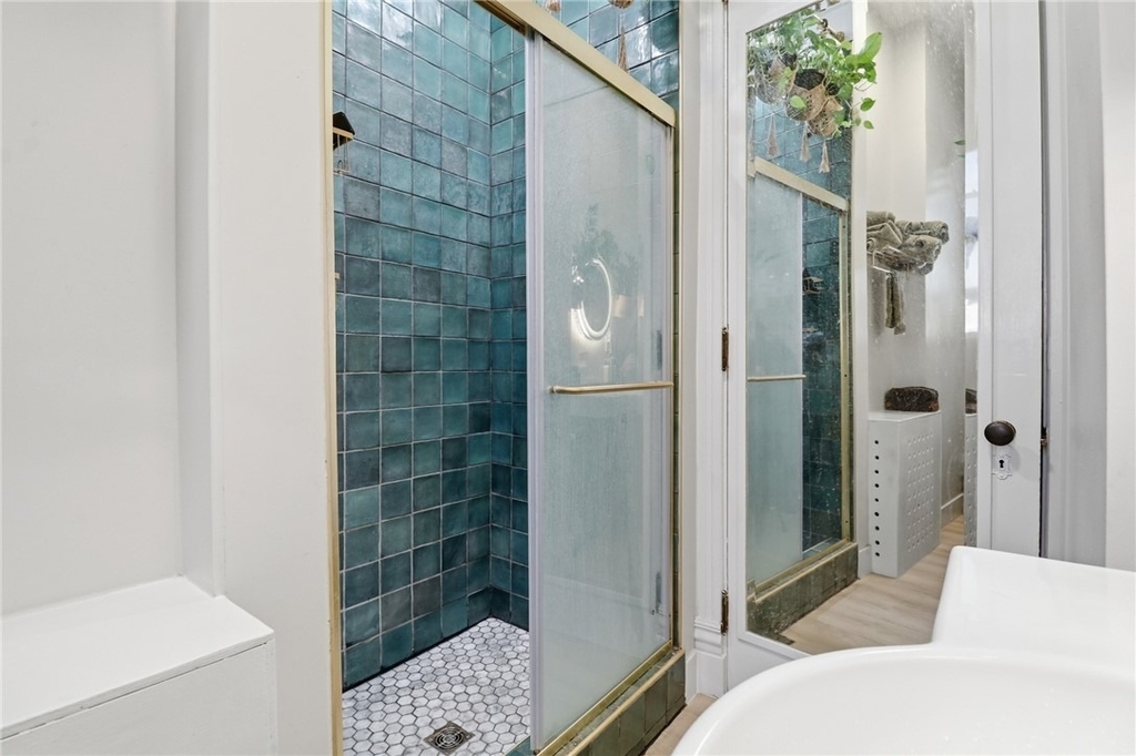 201 Pine Street - Photo 9