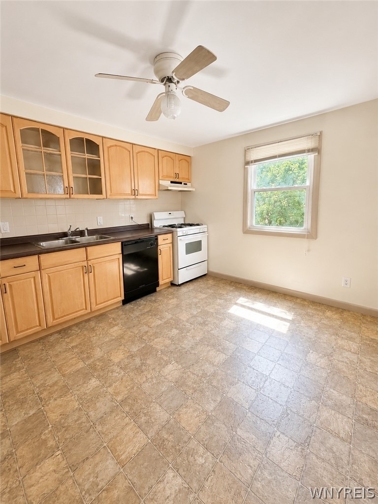 1 Robin Road - Photo 4