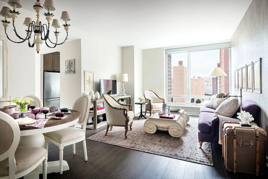 205 East 91st Street - Photo 1