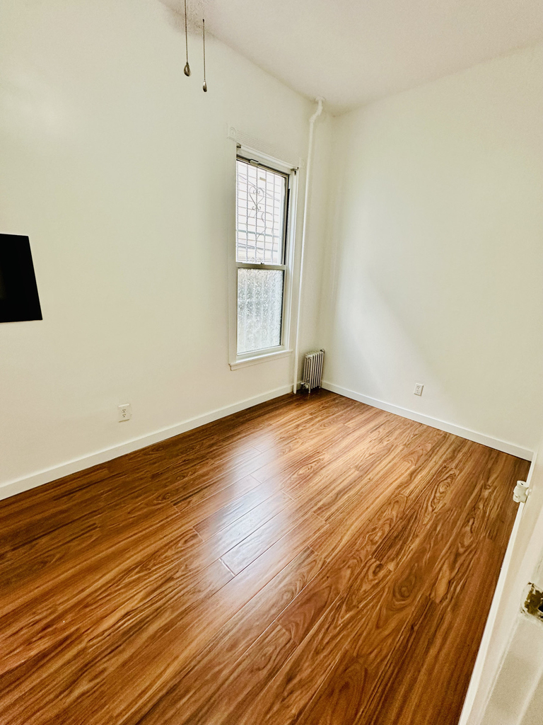 411 Fenimore Street - Photo 6