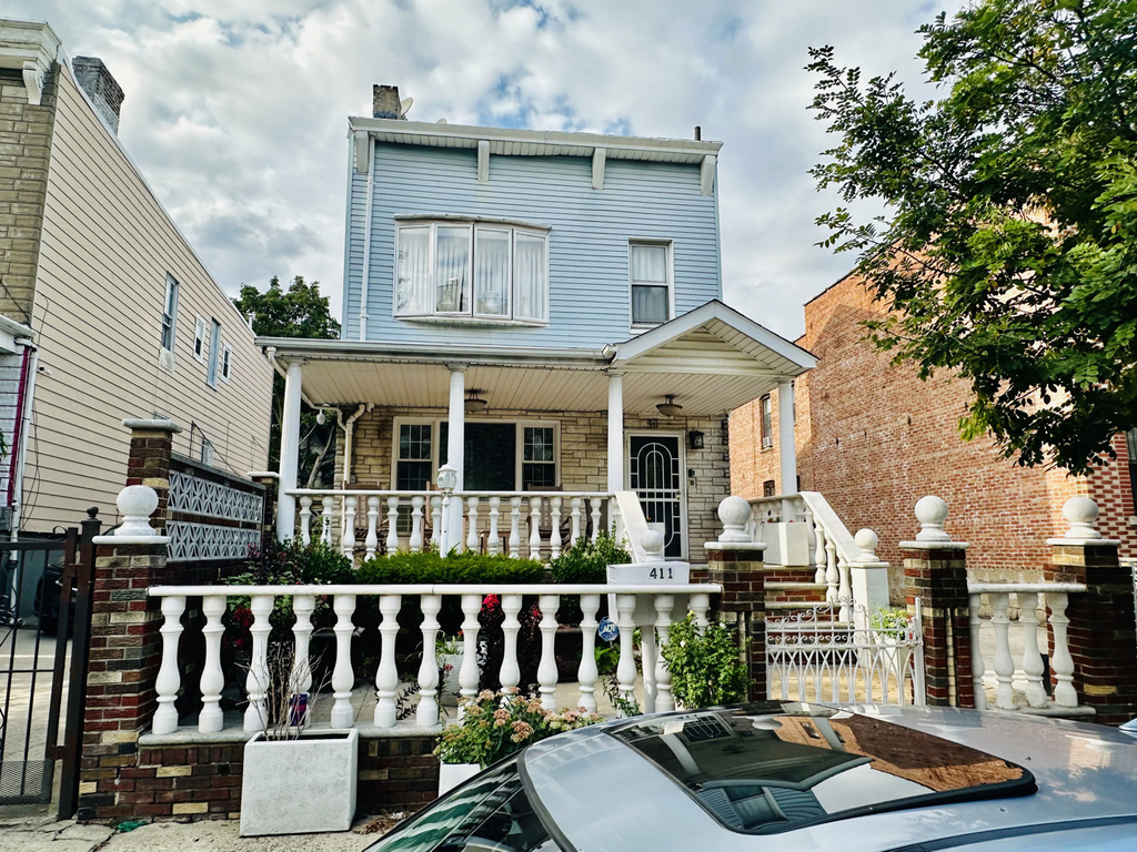 411 Fenimore Street - Photo 0