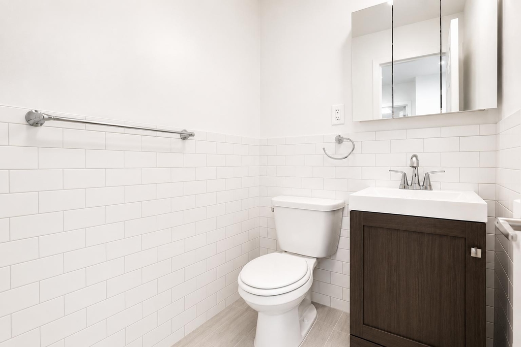 3333 Broadway - Photo 8